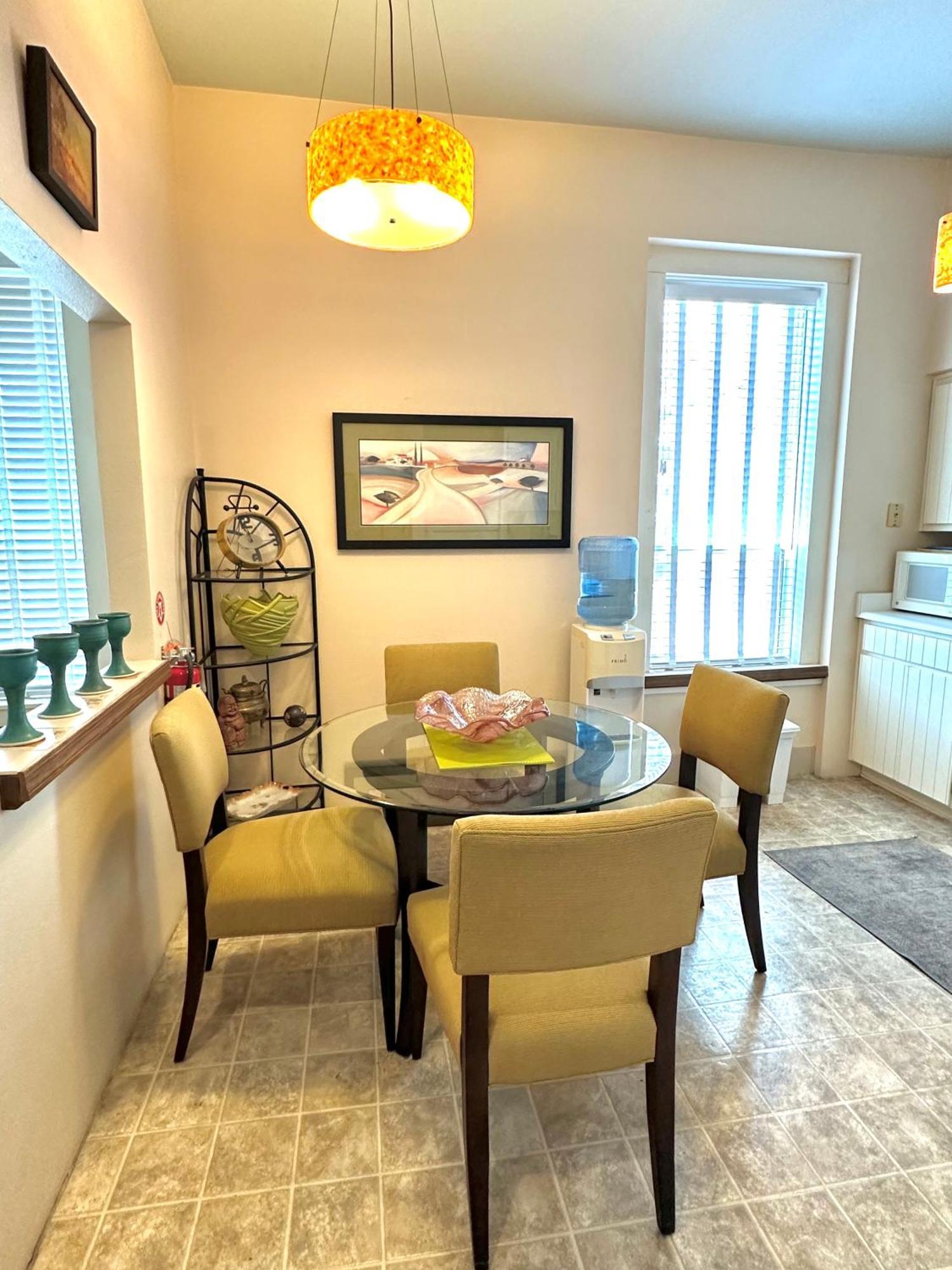 Bisbee Brownstone Suites Экстерьер фото
