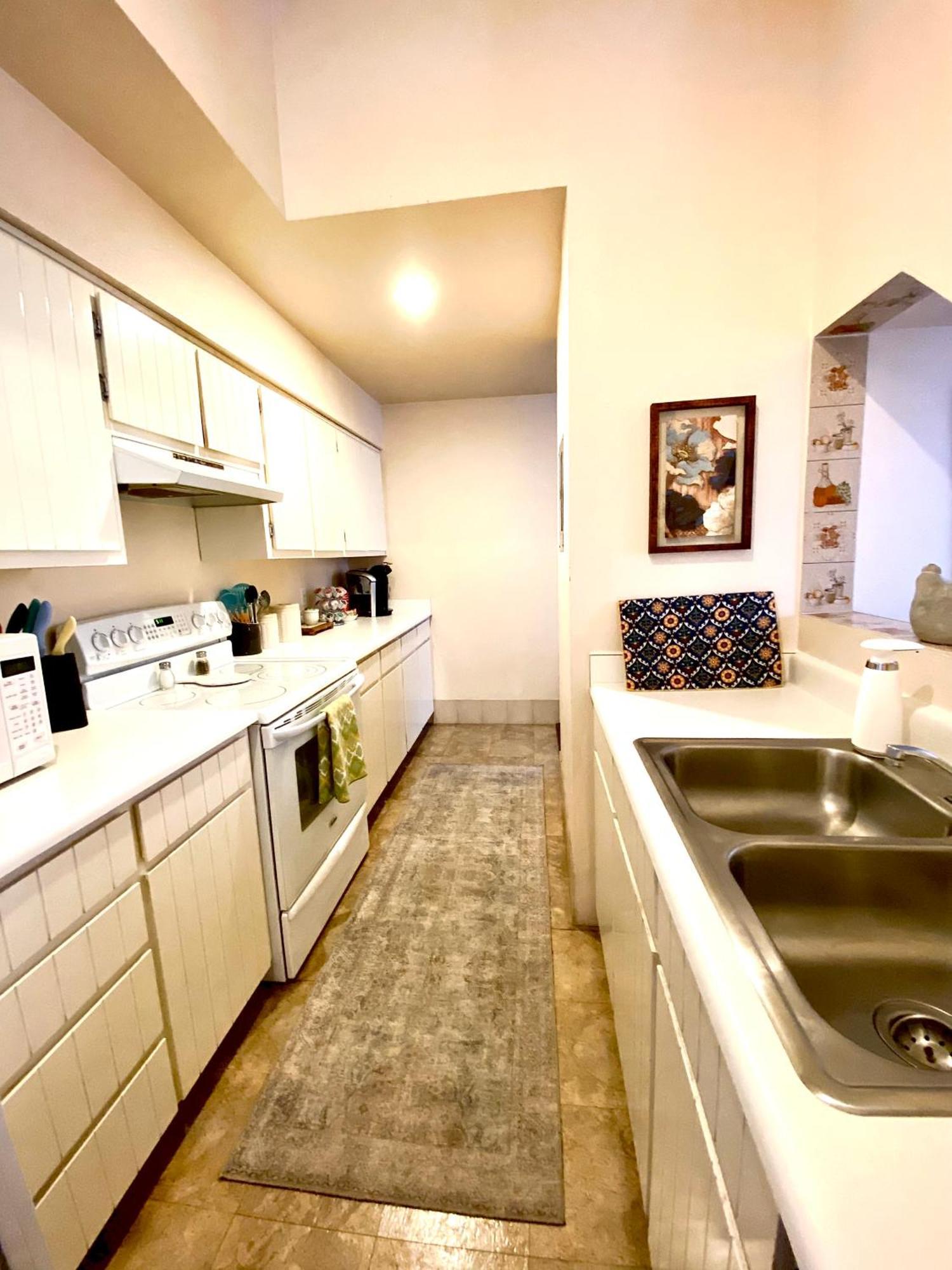 Bisbee Brownstone Suites Номер фото