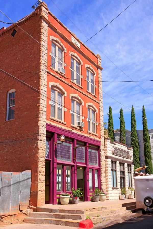 Bisbee Brownstone Suites Экстерьер фото